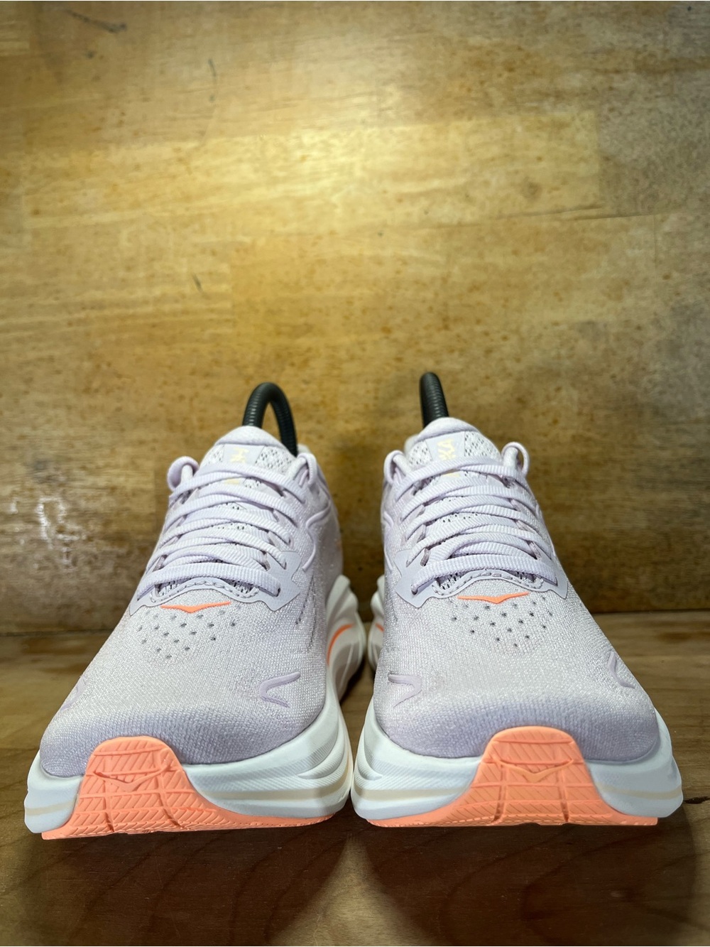 NEW Hoka One One Clifton 10 Womens Size 5 Running Shoes Sneakers Lilac Cream - Picture 4 of 13